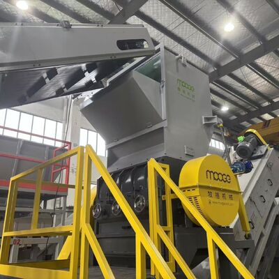 プラスチックペットボトルリサイクルライン ペットボトルのための廃棄物リサイクルマシン