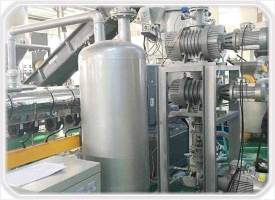 ポリエステル繊維のパレット化ライン 4